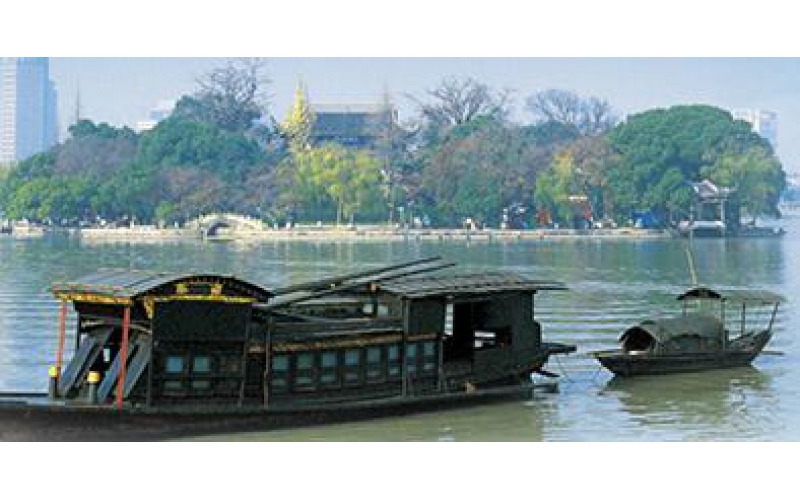 佳實典當暖心驛站赴湘都社區(qū)開展“月滿中秋 情溢滿園”主題繪本故事會